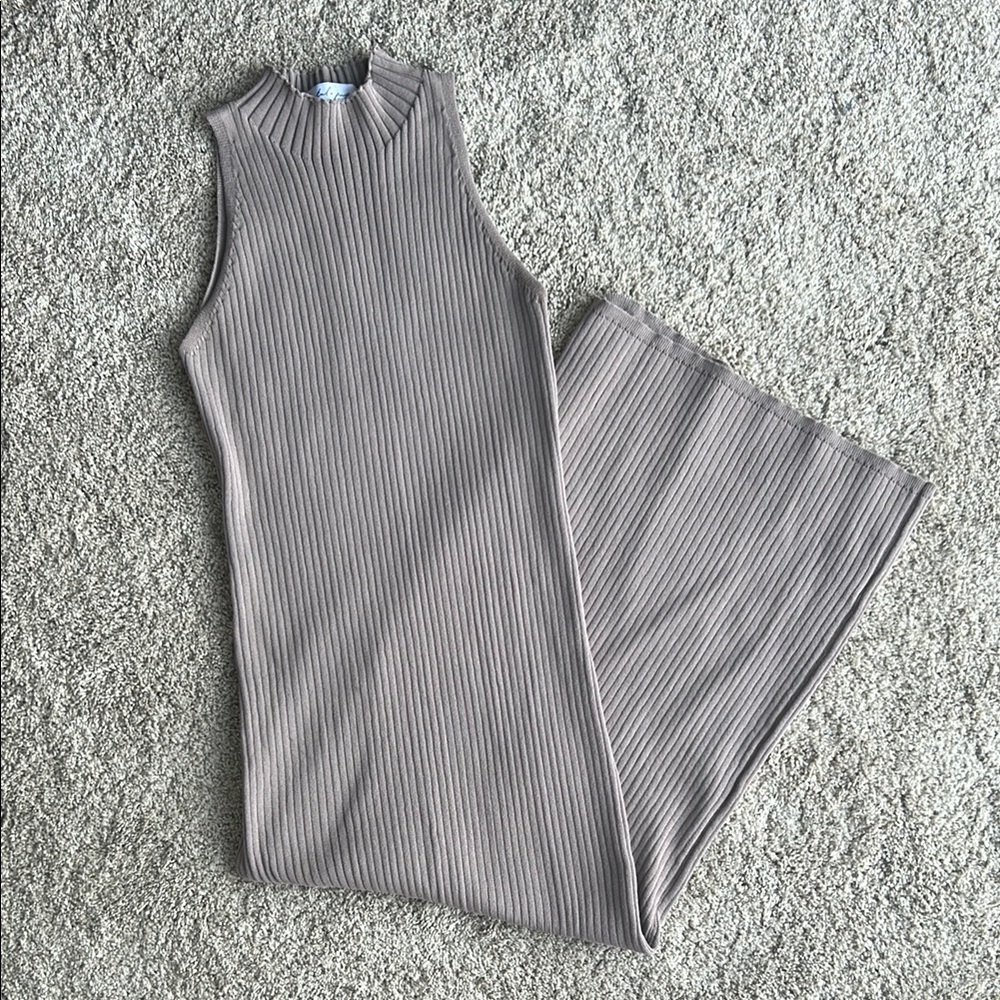 Sleeveless Ribbed Knit Dress